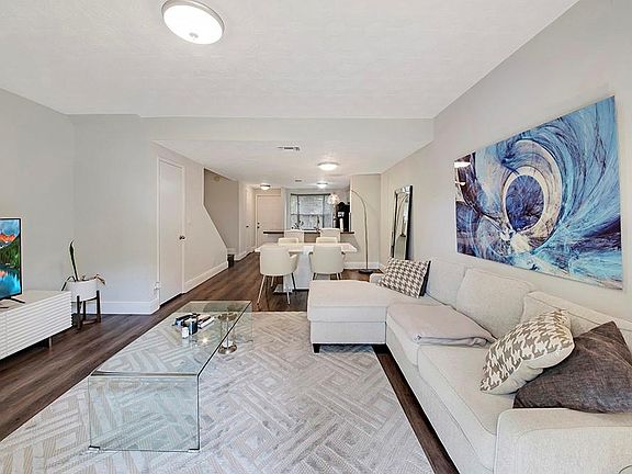 2nd image of 2685 NE 15th St #2685