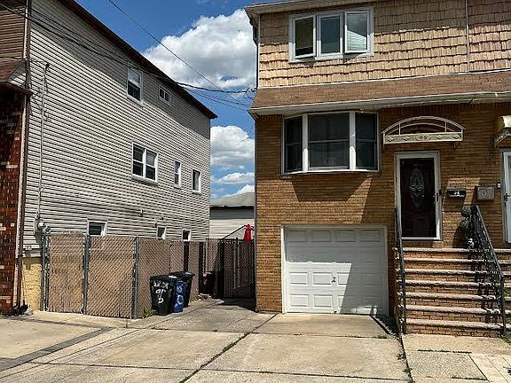 2nd image of 95 Wilcox St