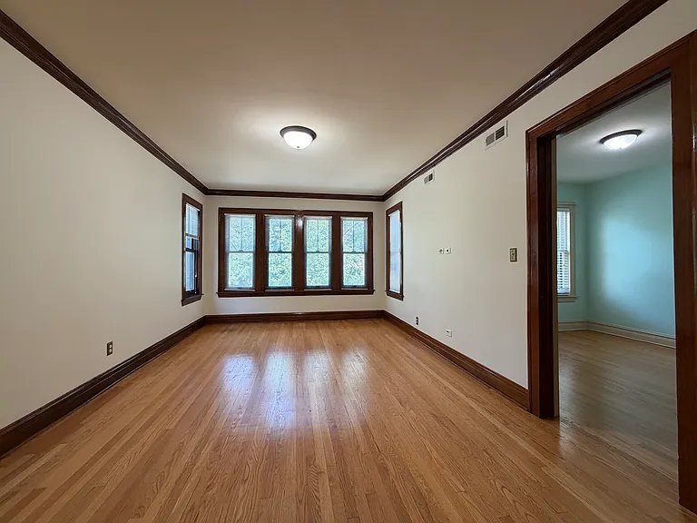 4957 W Sunnyside Ave #2 — Photo 6