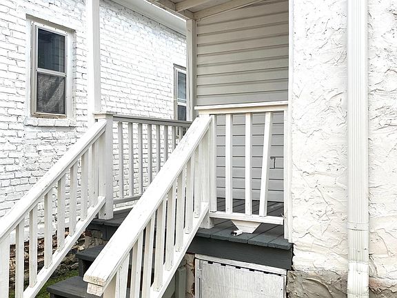 5th image of 147 Scruggs St