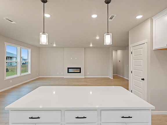 7108 S Hyton ST by Aho Construction