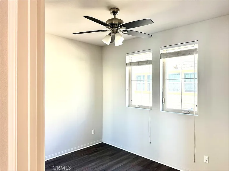 14121 W Oak Ln — Photo 13