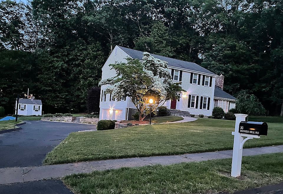 2nd image of 30 Bunker Hill Rd