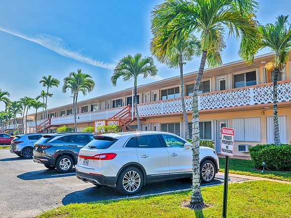 4th image of 1000 SW 10th Avenue #P4