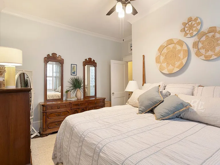 1179 Monroe Dr NE — Photo 20