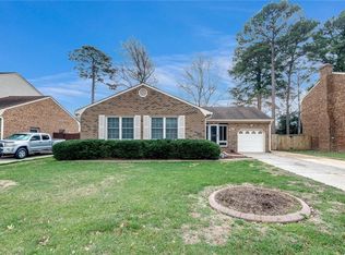 16 Prestwick Way, Hampton, VA 23669