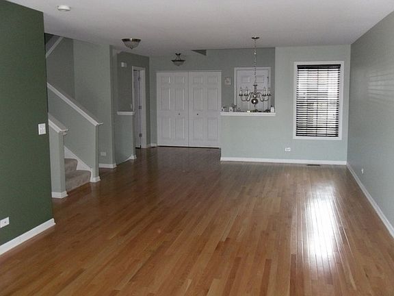 4th image of 440 Fairview Cir