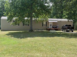 39 Kelly Rd, Leoma, TN 38468