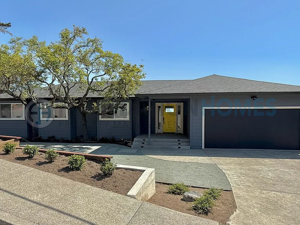 124 Esmeyer Dr