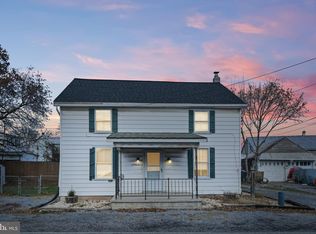 17944 Garden View Rd, Hagerstown, MD 21740