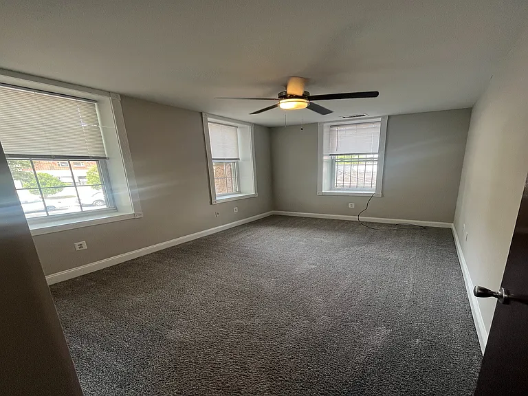 Campus Apartments — Photo 11