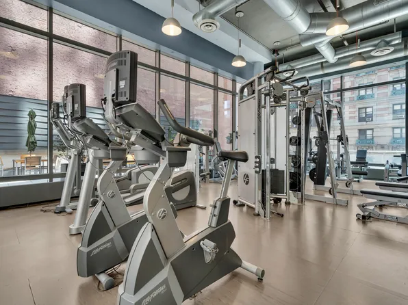 9 West 31st Street image 8 of 15