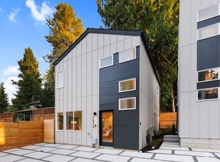 1213 NE 104th St, Seattle, WA 98125