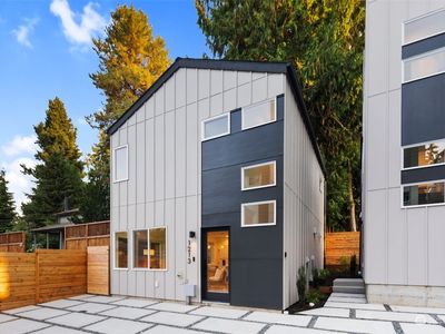 1213 NE 104th Street, Seattle, WA, 98125