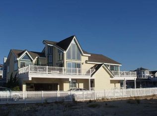 162 75th St, Avalon, NJ 08202