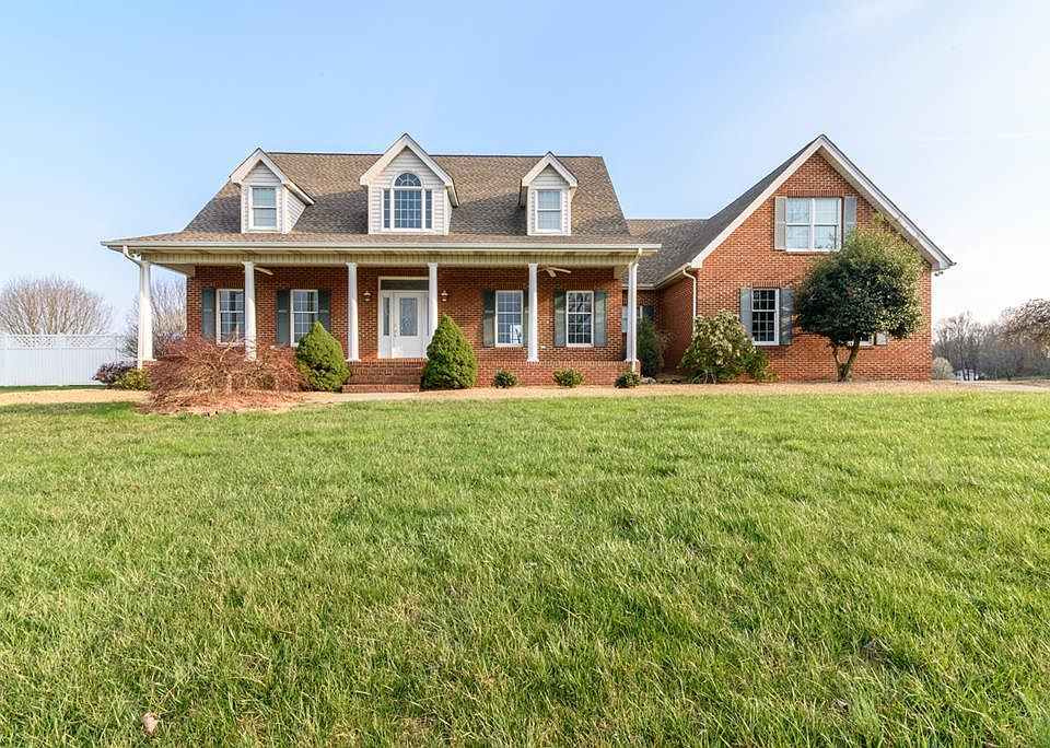 1st image of 22219 Flame Leaf Dr