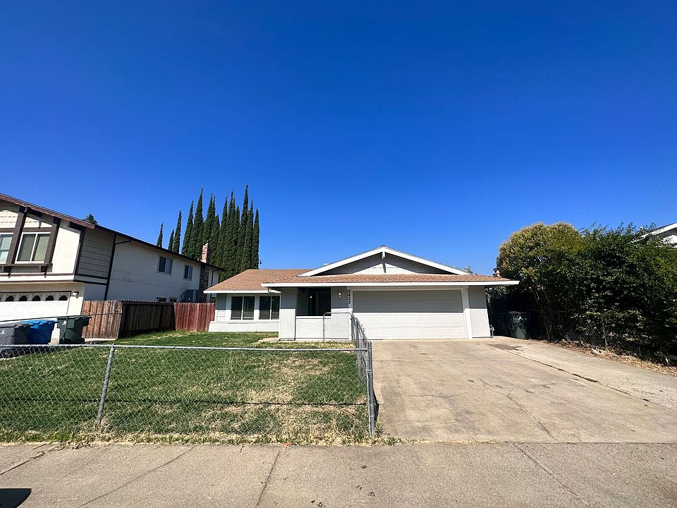 1st image of 2422 Val Dr