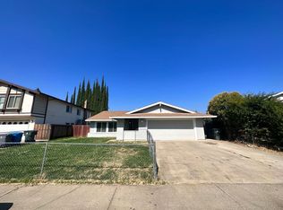 2422 Val Dr, Marysville, CA