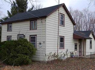 511 S Cedar Ave, Forreston, IL 61030