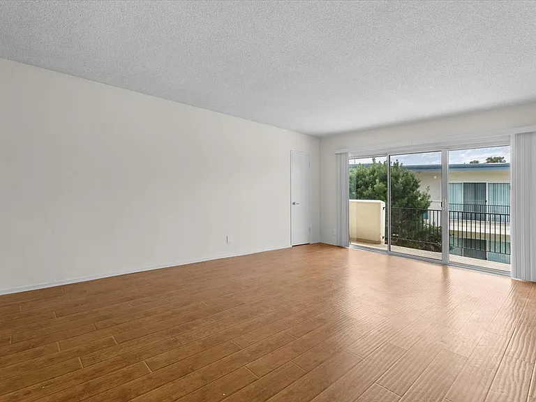 7749 Saint Bernard St #6 — Photo 5