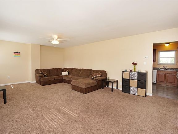 5th image of 57 Highridge Dr