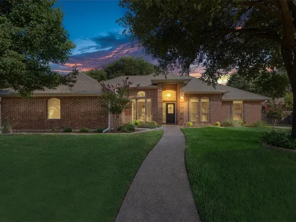 200 E Chapman Rd, Hewitt, TX 76643