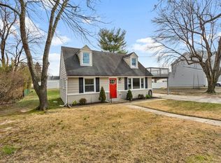 7825 Ridge Rd, Severn, MD 21144