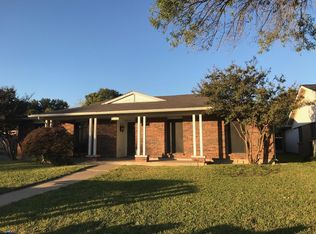 1831 Tree Line Dr, Carrollton, TX 75007