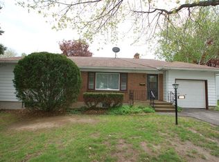 1657 Mayfield Ln, Madison, WI 53704