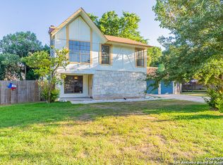 310 Park Village Ln, Seguin, TX 78155