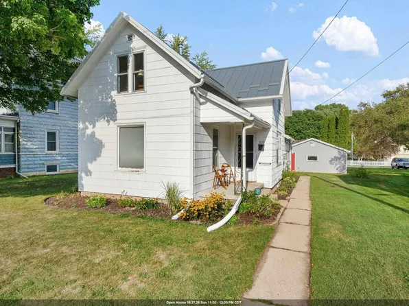 218 Cleveland St, Brillion, WI 54110