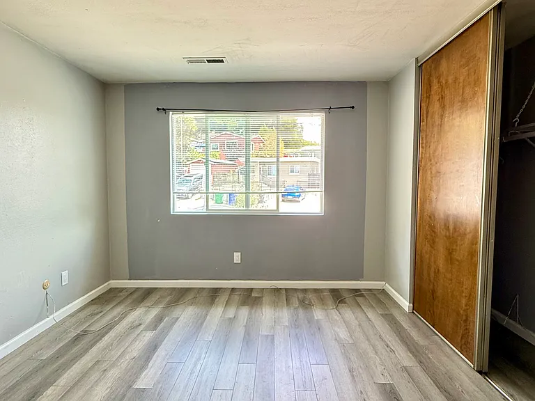 16795 Rolando Ave — Photo 10