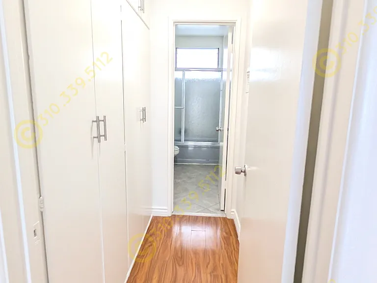 3743 Clarington Ave #9 — Photo 15