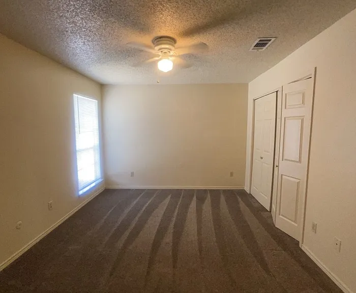 627 Overlook Ct — Photo 14