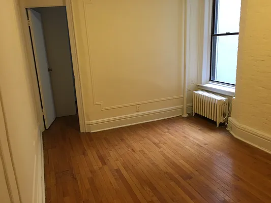 Rented by Chartwell Manhattan Realty | media 53