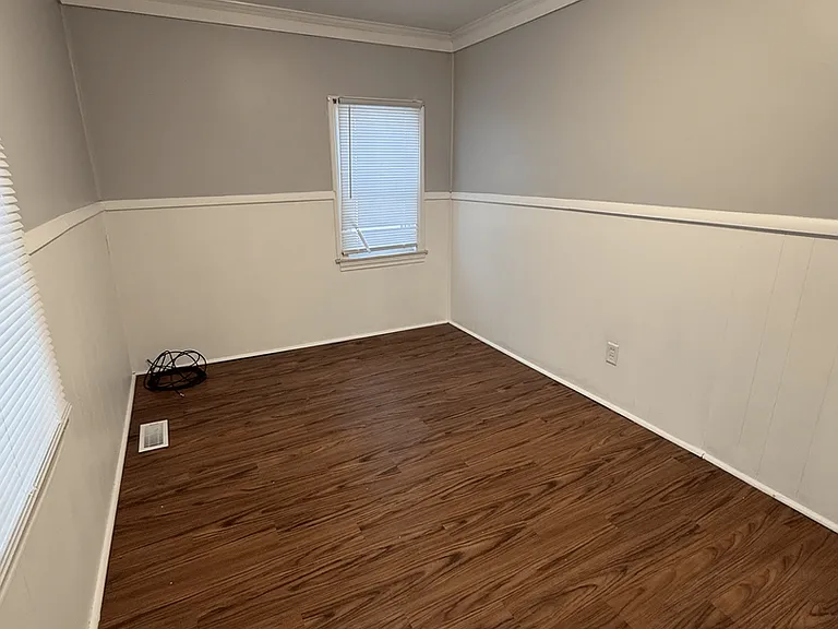 25202 Firwood Ave — Photo 7