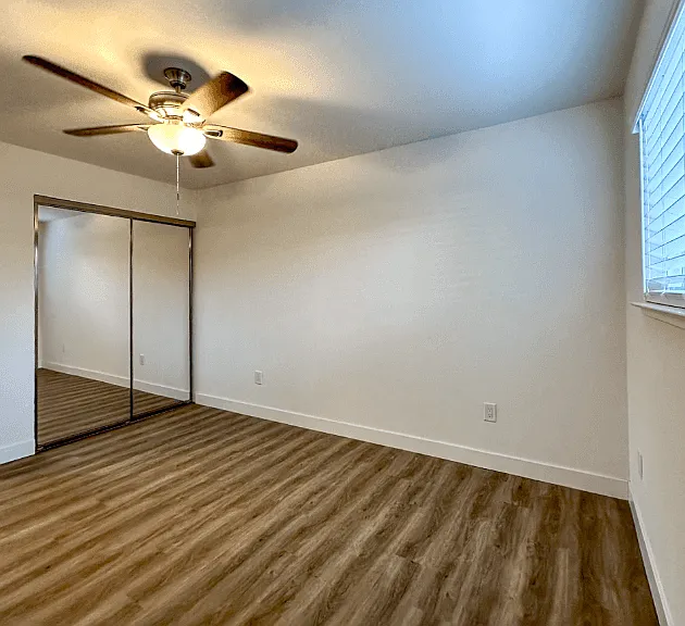 114 Barneson Ave — Photo 17
