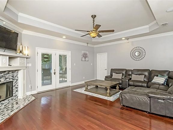 3rd image of 7131 Winding Brook Ct