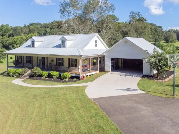 6495 Forsyth Dr, Cumming, GA 30028