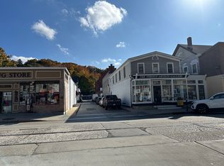 5 School St, Northport, NY 11768