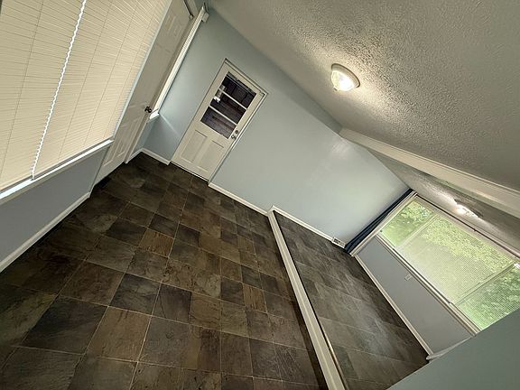 3rd image of 3031 W 18th St #1