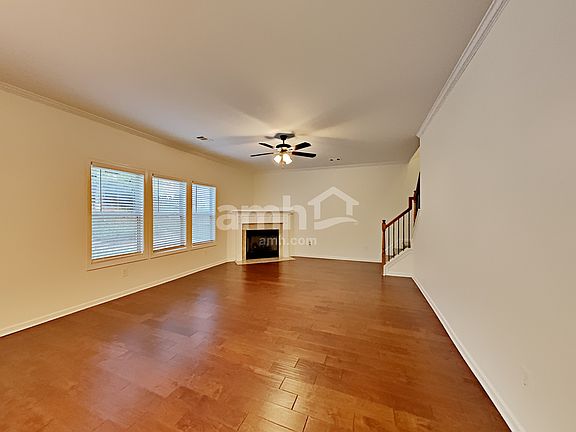 5th image of 263 Ascott Ln