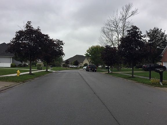 4th image of 127 King Anthony Way