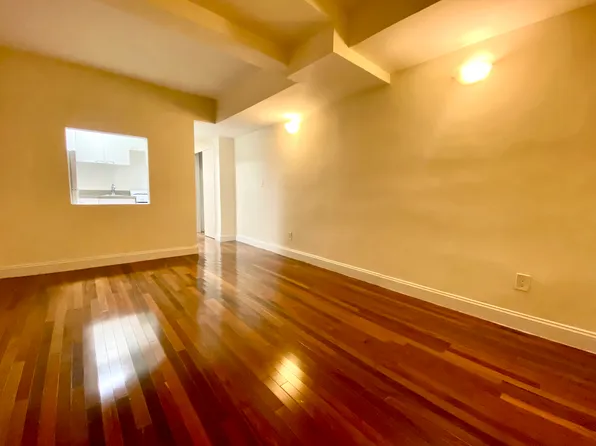 429 East 83rd Street image 1 of 8