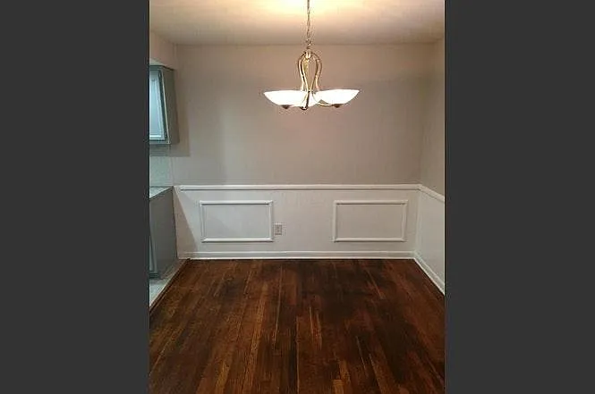 2561 Olde Hill Ct S — Photo 6
