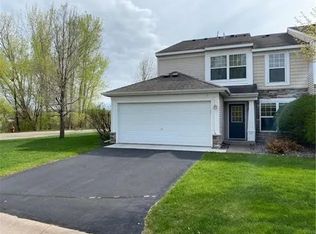 5065 149th St N UNIT 1, Hugo, MN 55038
