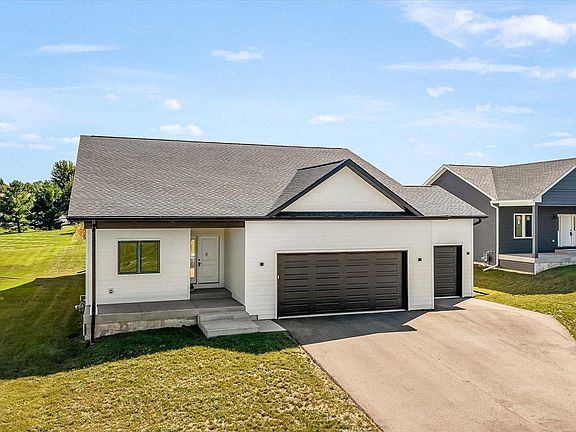 3rd image of 8557 Blue River Rd