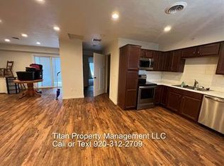 1155 Racine Road, Menasha, WI 54952