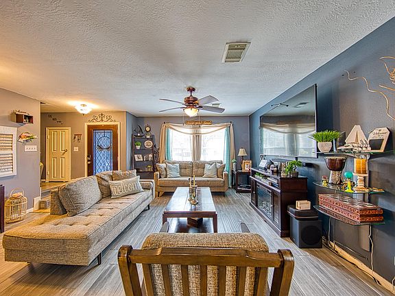 5th image of 6446 Austinville Dr
