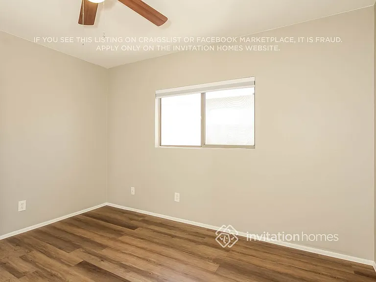 11765 W Dahlia Dr — Photo 10